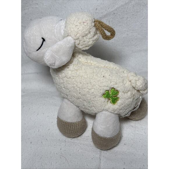 Daisy Irish Soft Sheep with Shamrock Small Plush from Dublin Ireland - Picture 4 of 5